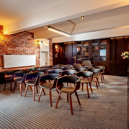 Amber Design 4* Kraków