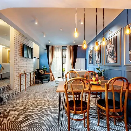 Lejlighedshotel Amber Design 4*