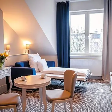 Hotel apartamentowy Amber Design 4*