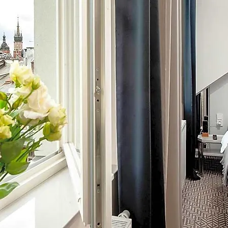 Hotel apartamentowy Amber Design 4*