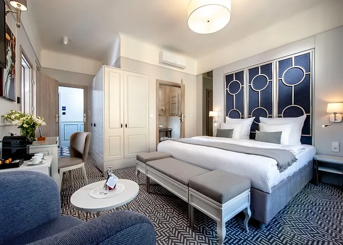 Aparthotel Amber Design 4*