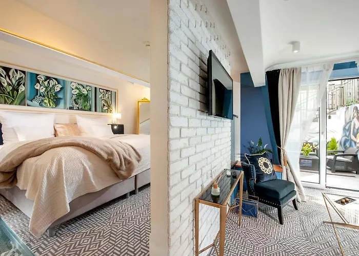 Amber Design Aparthotel Cracovia